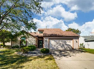 1313 Fall Creek Dr, Fort Wayne, IN 46808