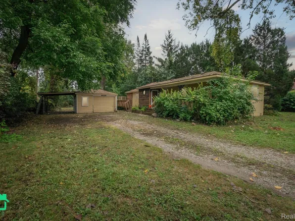 11680 San Jose, Redford, MI 48239