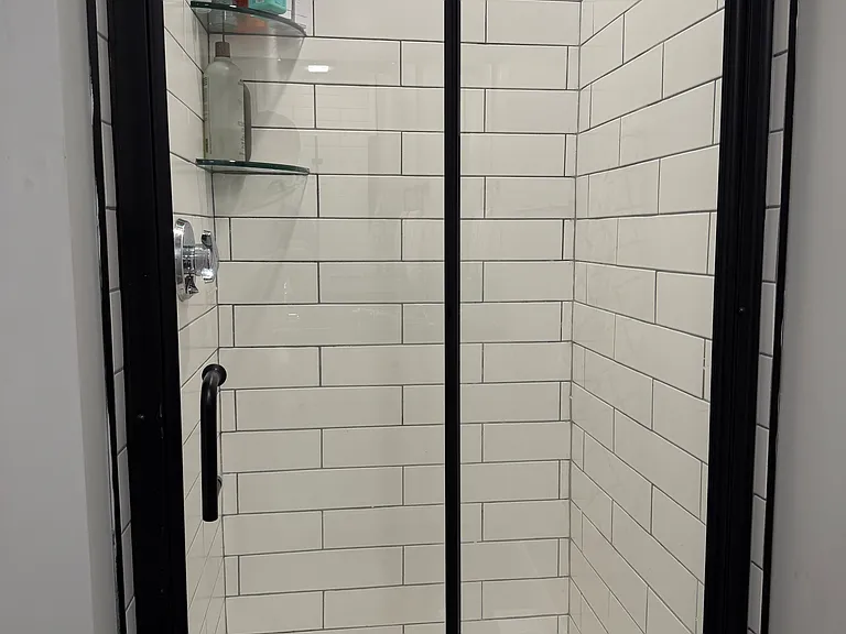 139 W 9th St #1 — Photo 9