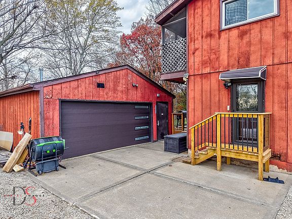 4th image of 806 Bratton Ave