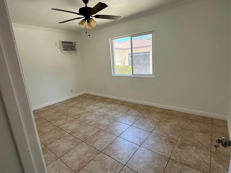 1309 S Alta Vista Ave — Photo 6