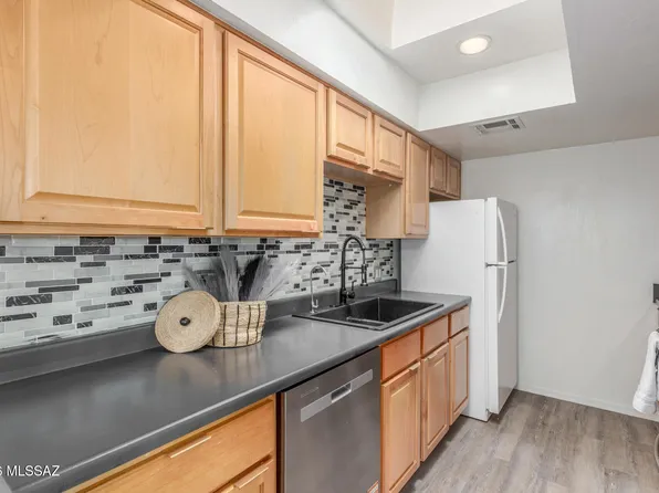 455 W Kelso St APT 239, Tucson, AZ 85705