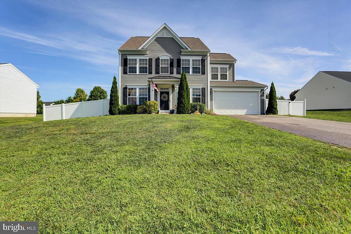 801 Bristol Dr, Greencastle, PA 17225 Zillow