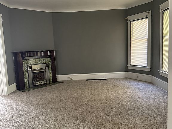 3rd image of 1333 E 82nd St #1
