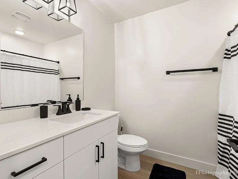 770 S Liberty Cove Dr #C — Photo 9