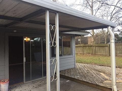 1st image of 16923 Creek Line Dr