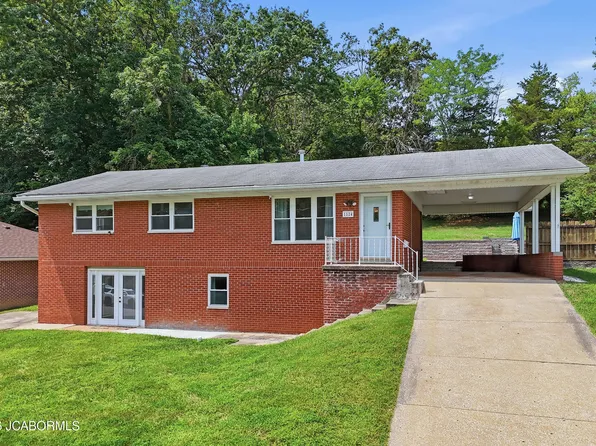 1124 Darlene Dr, Jefferson City, MO 65109