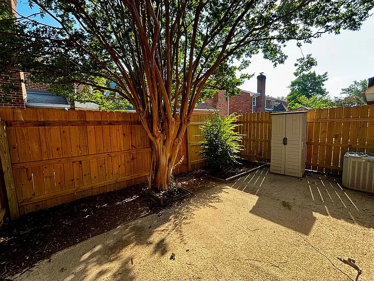 4016 Richard Lee Ct — Photo 26