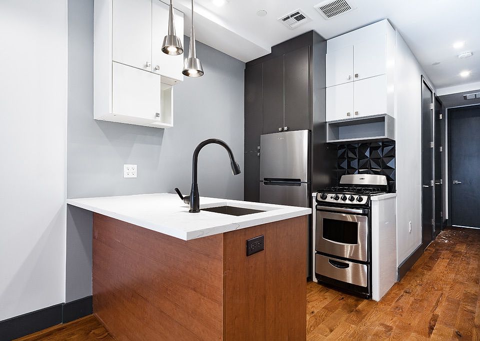 1st image of 174 Knickerbocker Ave #2B