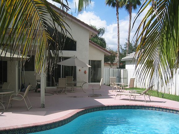 Pool/Patio