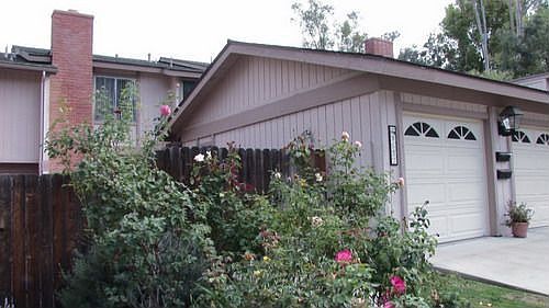 SHORT-SALE - All offers must be approved by the lender...