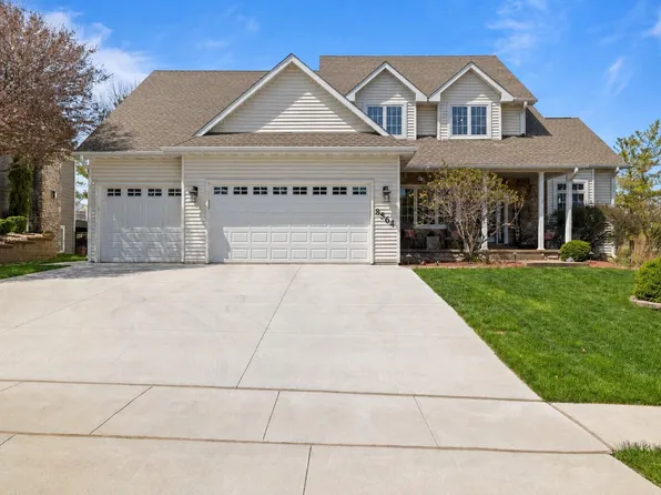 8564 Newbury Ct, Johnston, IA 50131