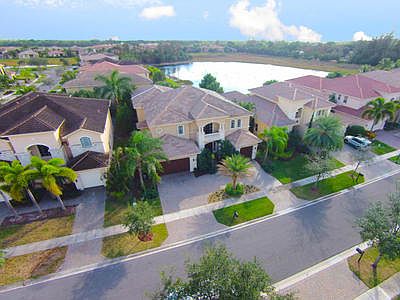 551 Edgebrook Aerial 2