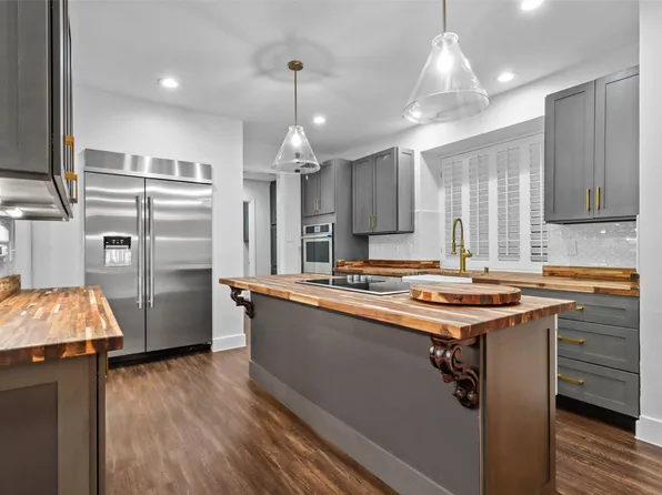 809 W Muirfield Rd, Garland, TX 75044