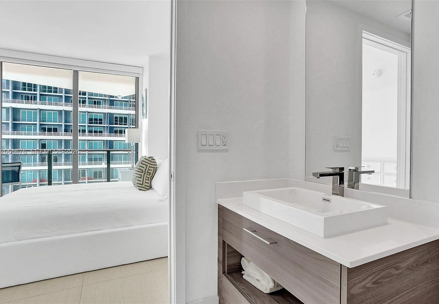 1300 S Miami Avenue Condo — Photo 3