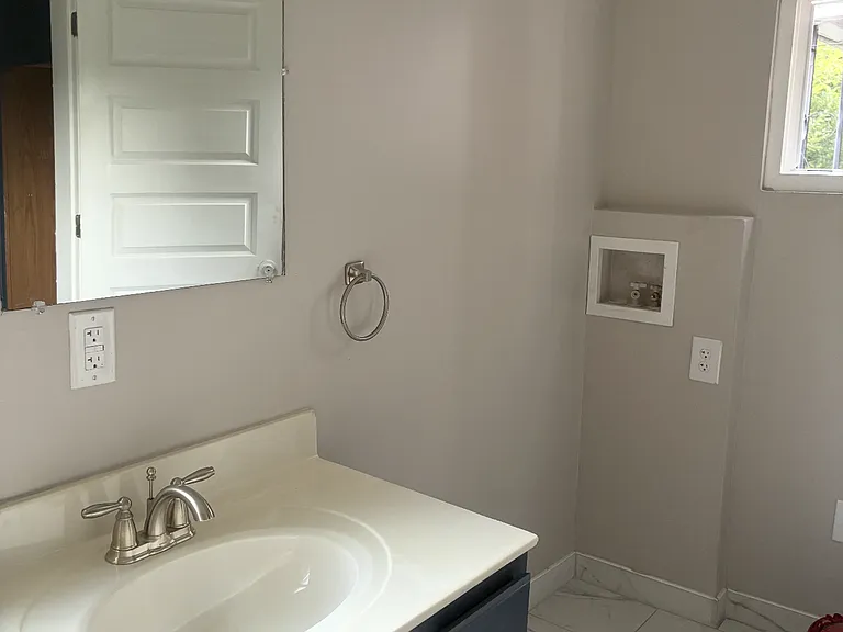 405 Ascension St #405 — Photo 6