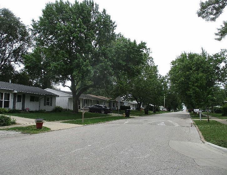 2nd image of 1232 Mount Vernon Dr