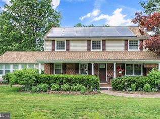 717 Hunt Club Ln, Chester Springs, PA 19425