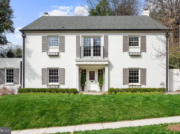 2618 30th St NW, Washington, DC 20008