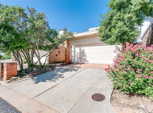 1925 Three Stars Rd, Edmond, OK 73034