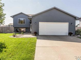 7909 W 44th St, Sioux Falls, SD 57106
