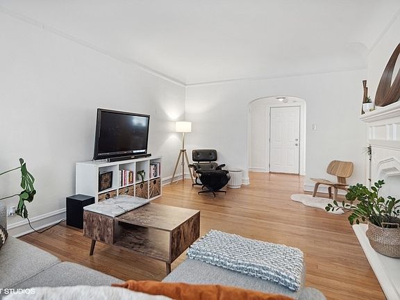 5th image of 5331 S Dorchester Ave #1