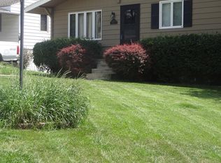 4519 O St, Omaha, NE 68117