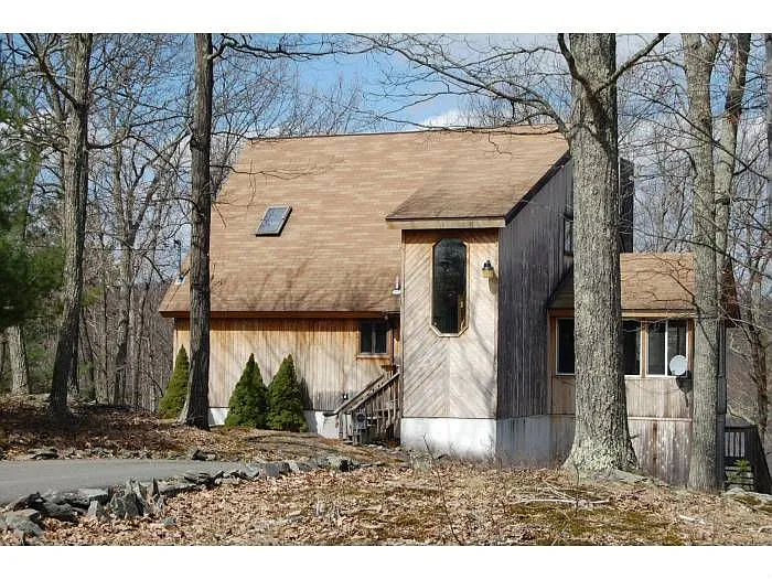 113 Overlook Dr photo 1