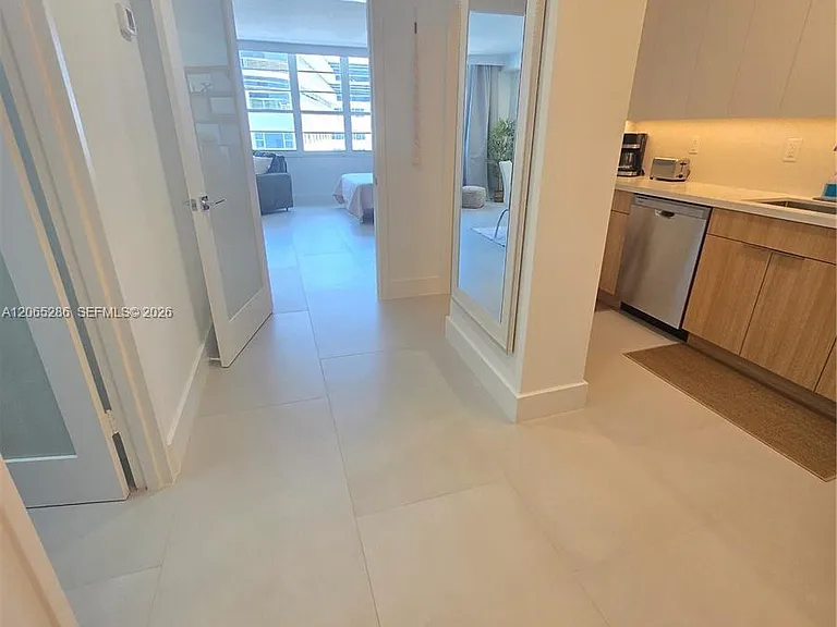 100 Lincoln Rd #931 — Photo 16