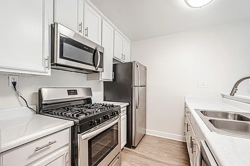 Independence Park Apartments Photo 1