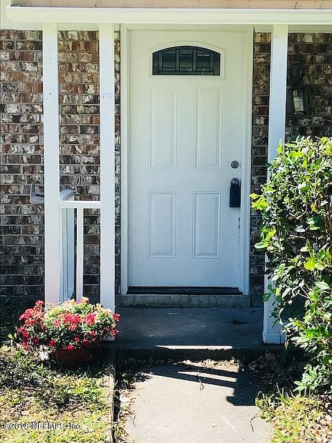 1st image of 229 Evergreen Ln