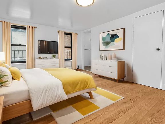 2nd image of 211 7th Ave #4