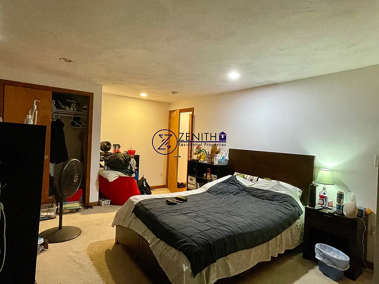 94 Walnut St #1 — Photo 13