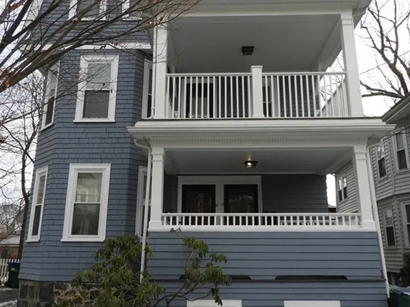 17 Usher Rd #2, Medford, MA 02155