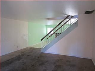 2nd image of 4607 Meadowhurst Ct