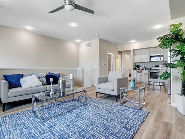 2910 Allesandro St #100