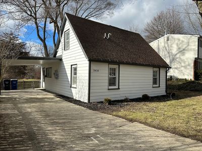 3450 La Salle Dr, Ann Arbor, MI, 48108