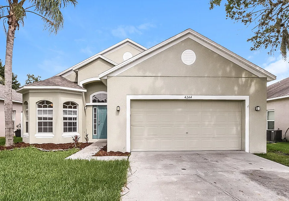 4244 Waterside Pointe Cir
