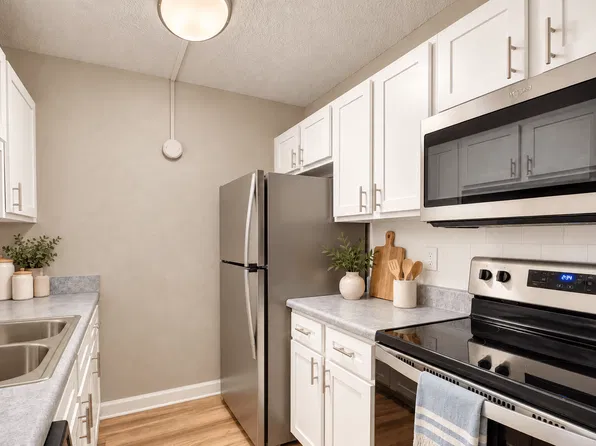 Waterchase Apartments