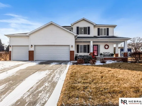 1953 N Sycamore St, Wahoo, NE 68066