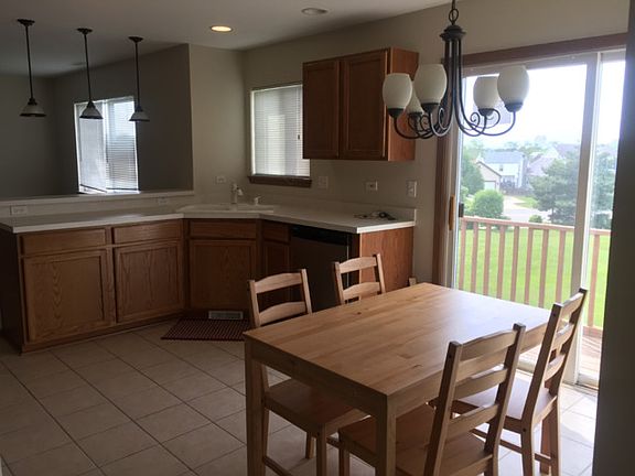 3rd image of 1542 Meadowsedge Ln