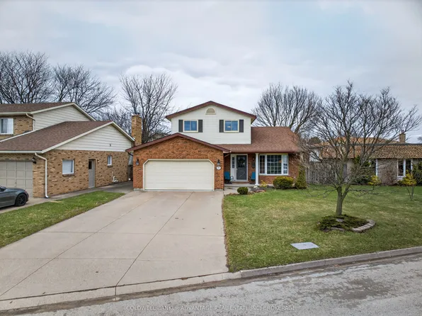 41 Adel Dr E, Saint Catharines, ON L2M 3W9