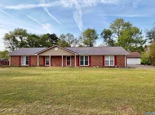 105 Callaway Ln, Meridianville, AL 35759