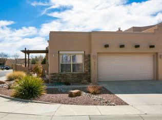 8848 Desert Fox Way NE, Albuquerque, NM 87122
