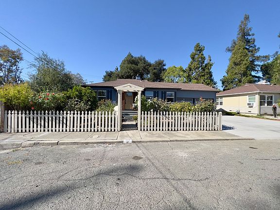 2nd image of 301 Monroe St