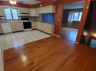 728 1st St #2, Secaucus, NJ 07094