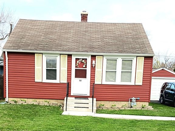 2nd image of 121 N Frolic Ave