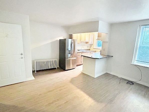 169 College Ave APT 8