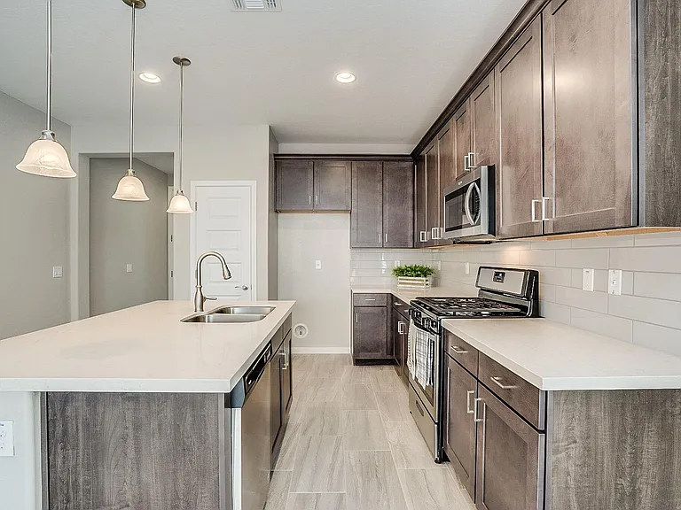 4742 E Tremaine Ave — Photo 13