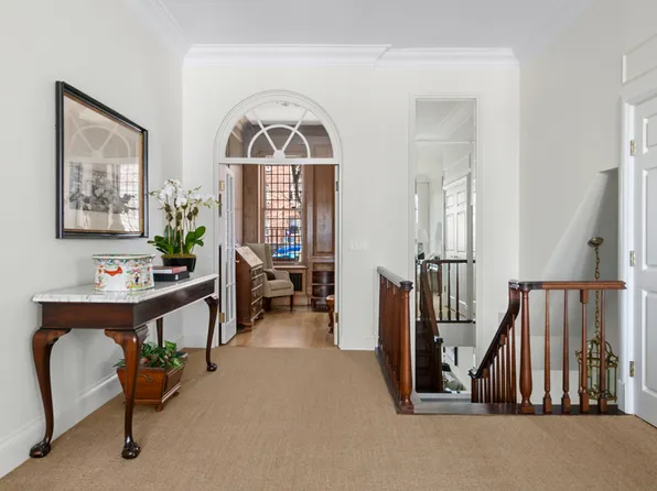 15 Sutton Place image 19 of 30